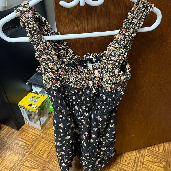 Black floral American eagle romper - Picture 4 of 5